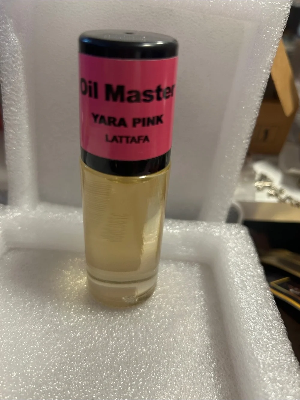 Lattafa Oil Master Yara Pink Fragrance Oil - Pink